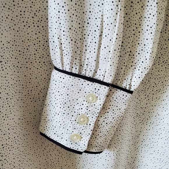 Loft long sleeve blouse NWT white with black dots size XS - Picture 3 of 8